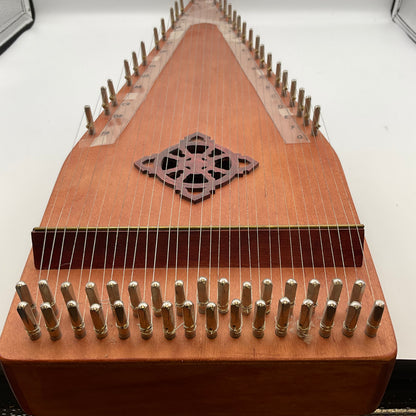 Bowed Psaltery 32 Strings with 2 Bows