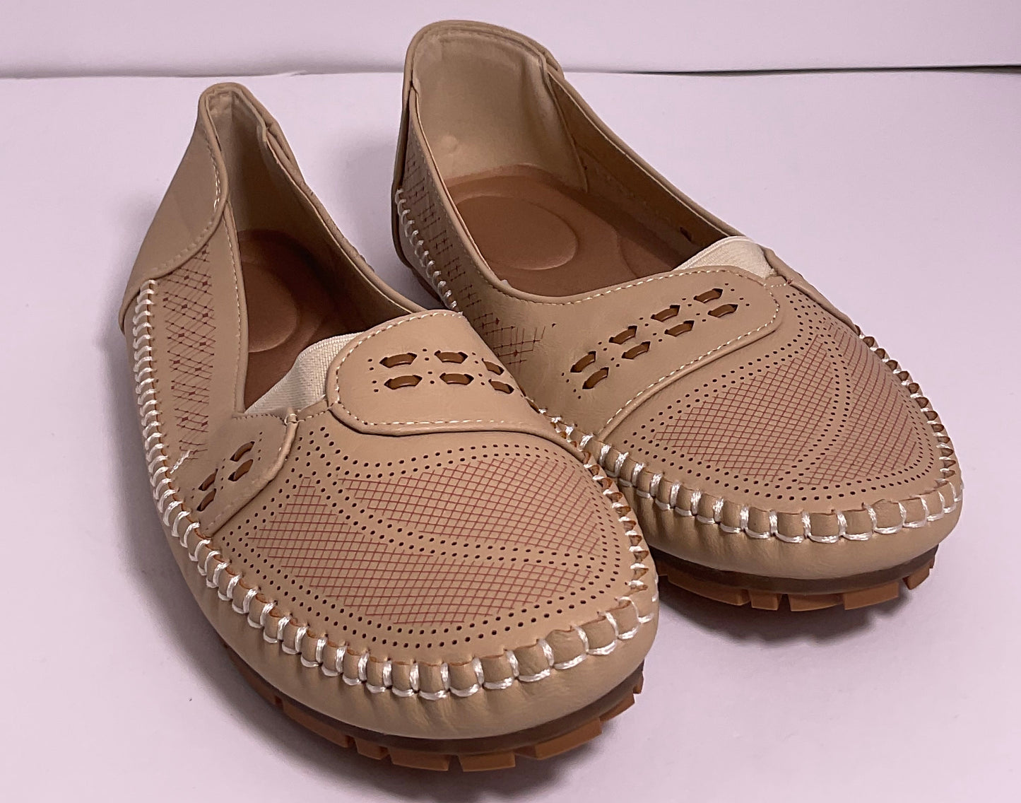 Women's Tan Comfy House Shoes Size 39s