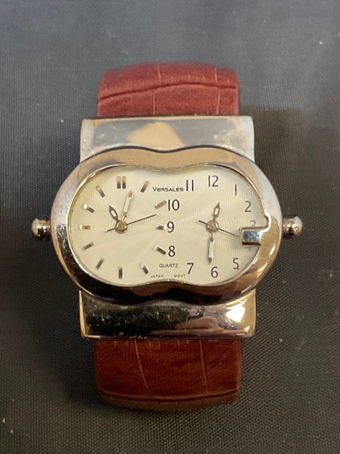 Versales Dual Timezone Analog Watch