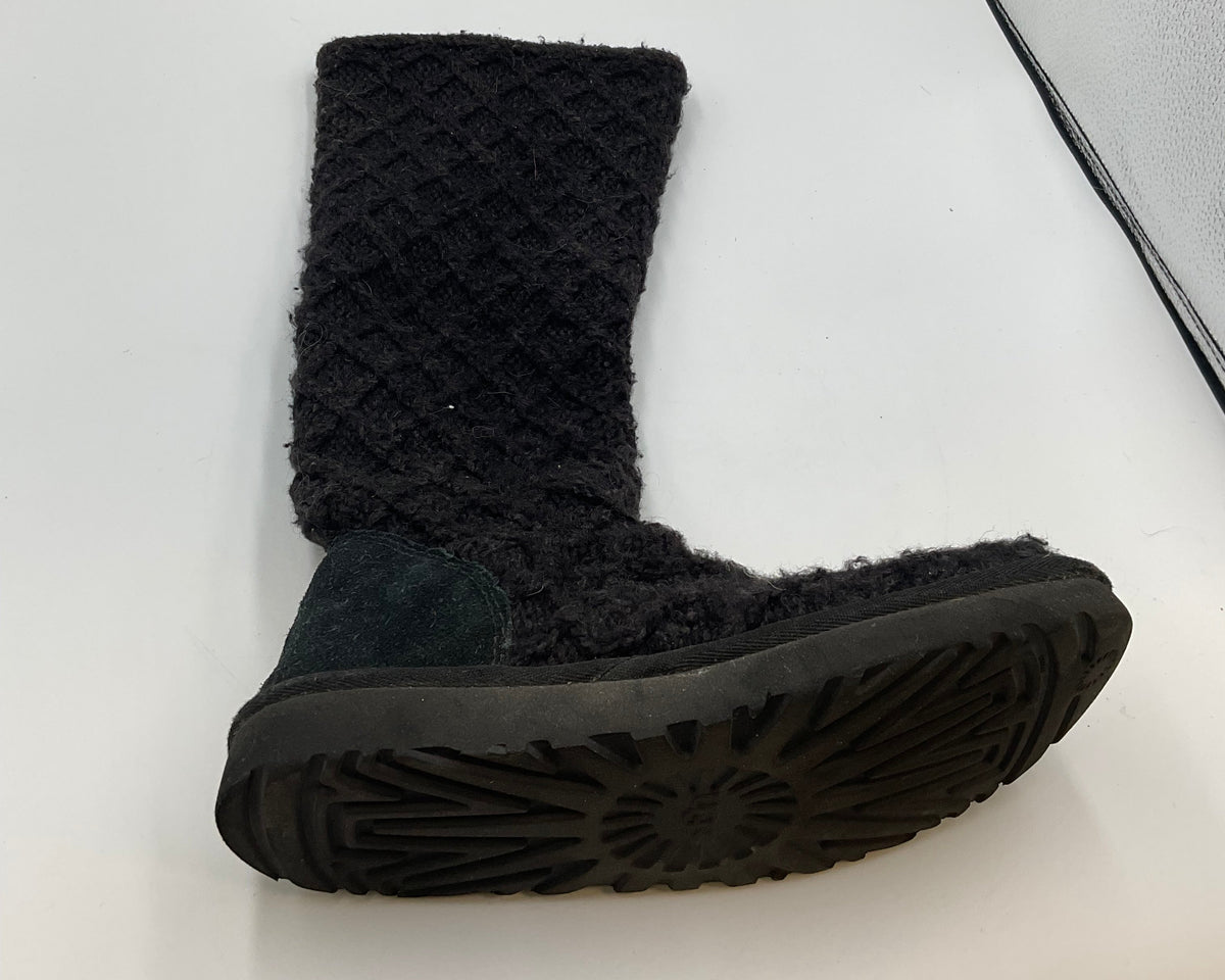UGG Australia Classic Cardy Black Cable Knit 3 Button Boots Womens Size 8