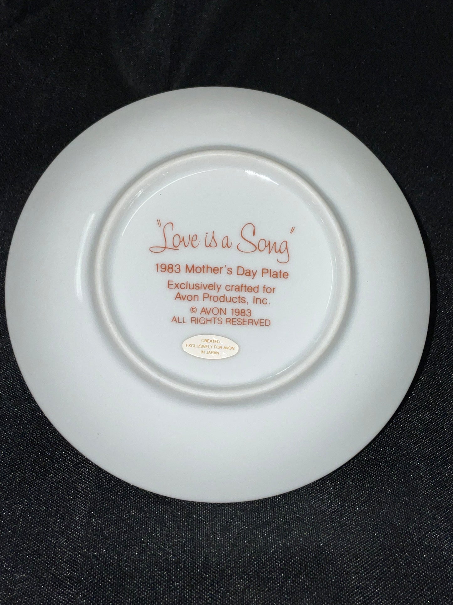 Mother's Day 1983 Commemorative Decorative Plate Love is a Song for Mother New in Box