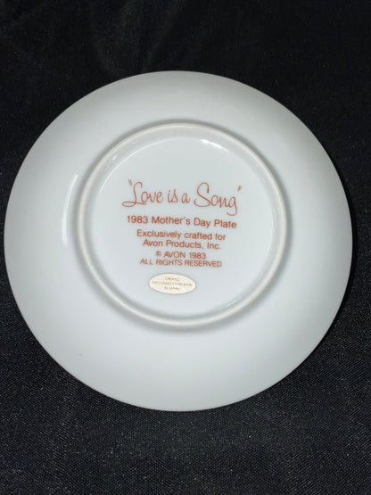 Mother's Day 1983 Commemorative Decorative Plate Love is a Song for Mother New in Box