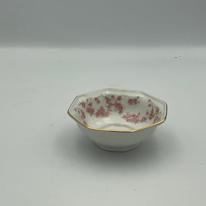 EL Schumann Arzberg Germany Bridal Rose Sugar bowl