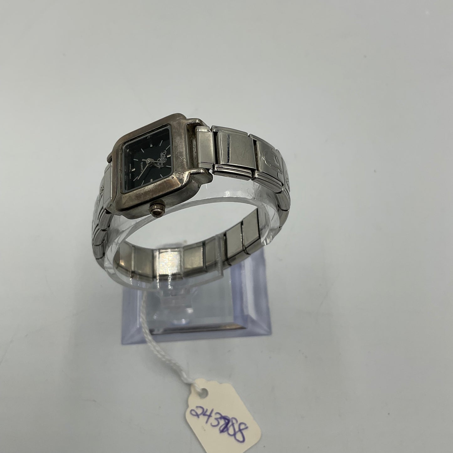 Pampered Chef Quartz Watch