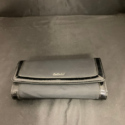 DNKY Large Wallet