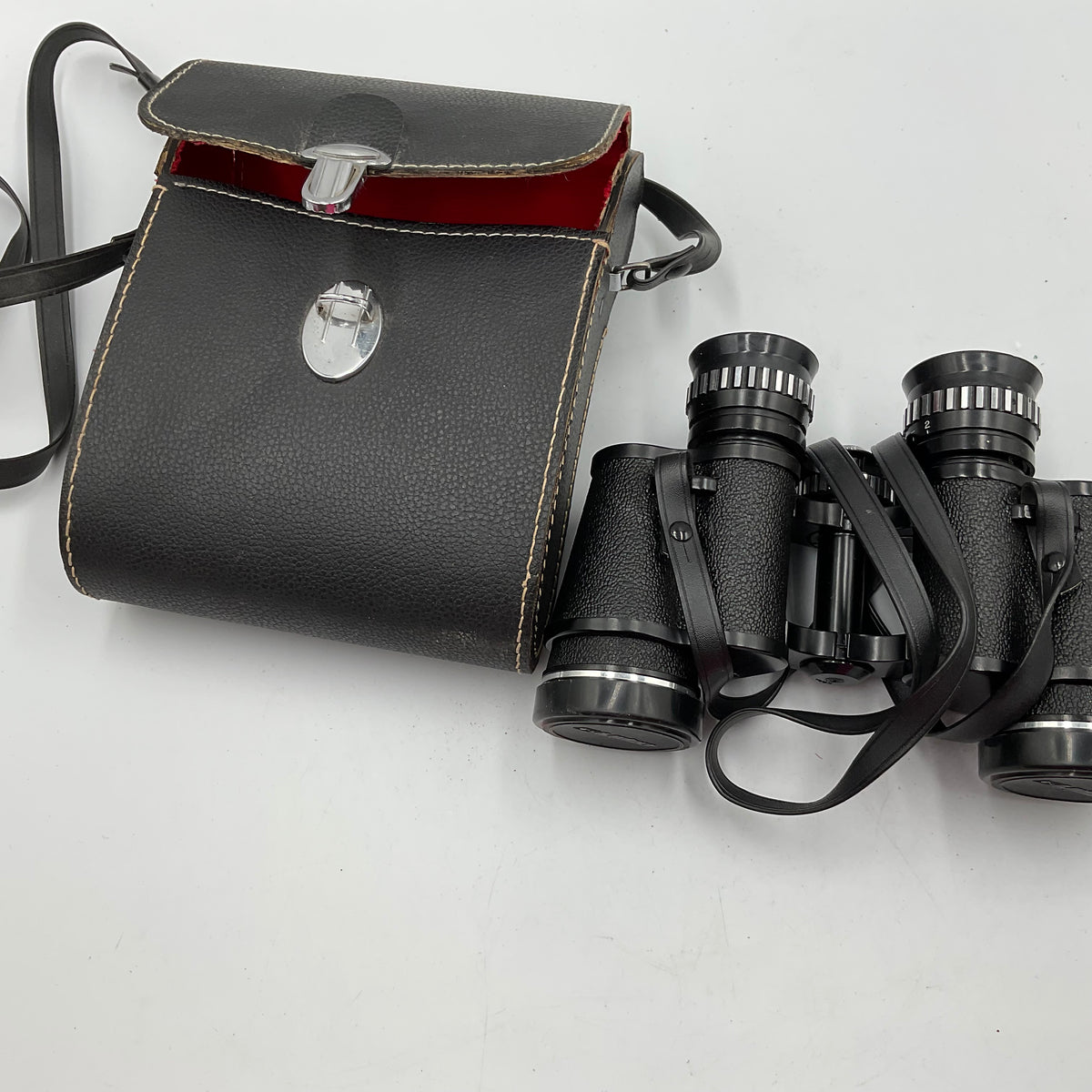 Vintage Empire Model 240 Binoculars In Black Case