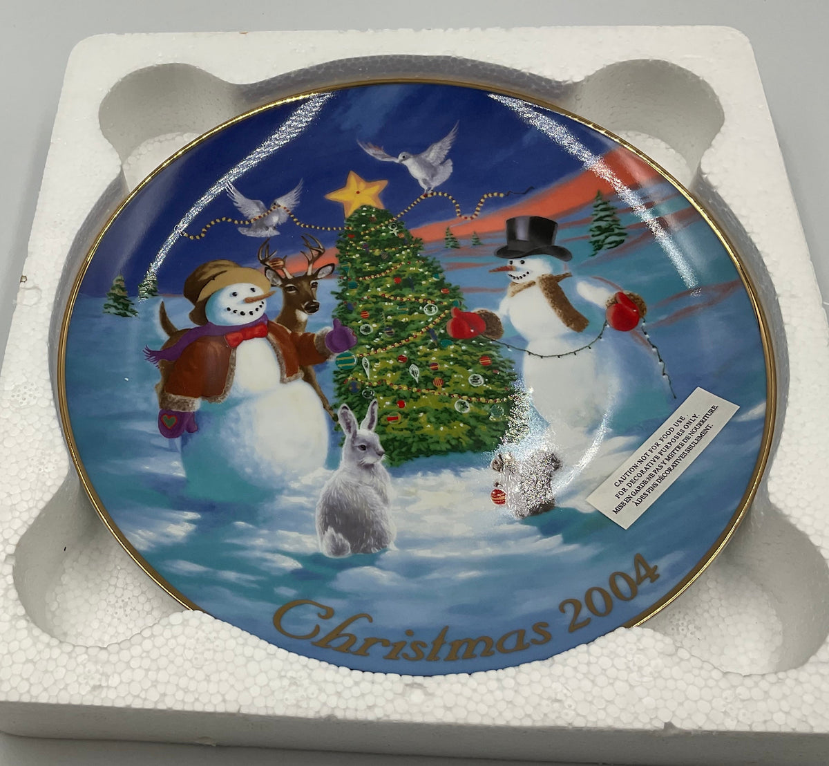 2004 Avon Trimming The Tree With Friends Collector’s Plate
