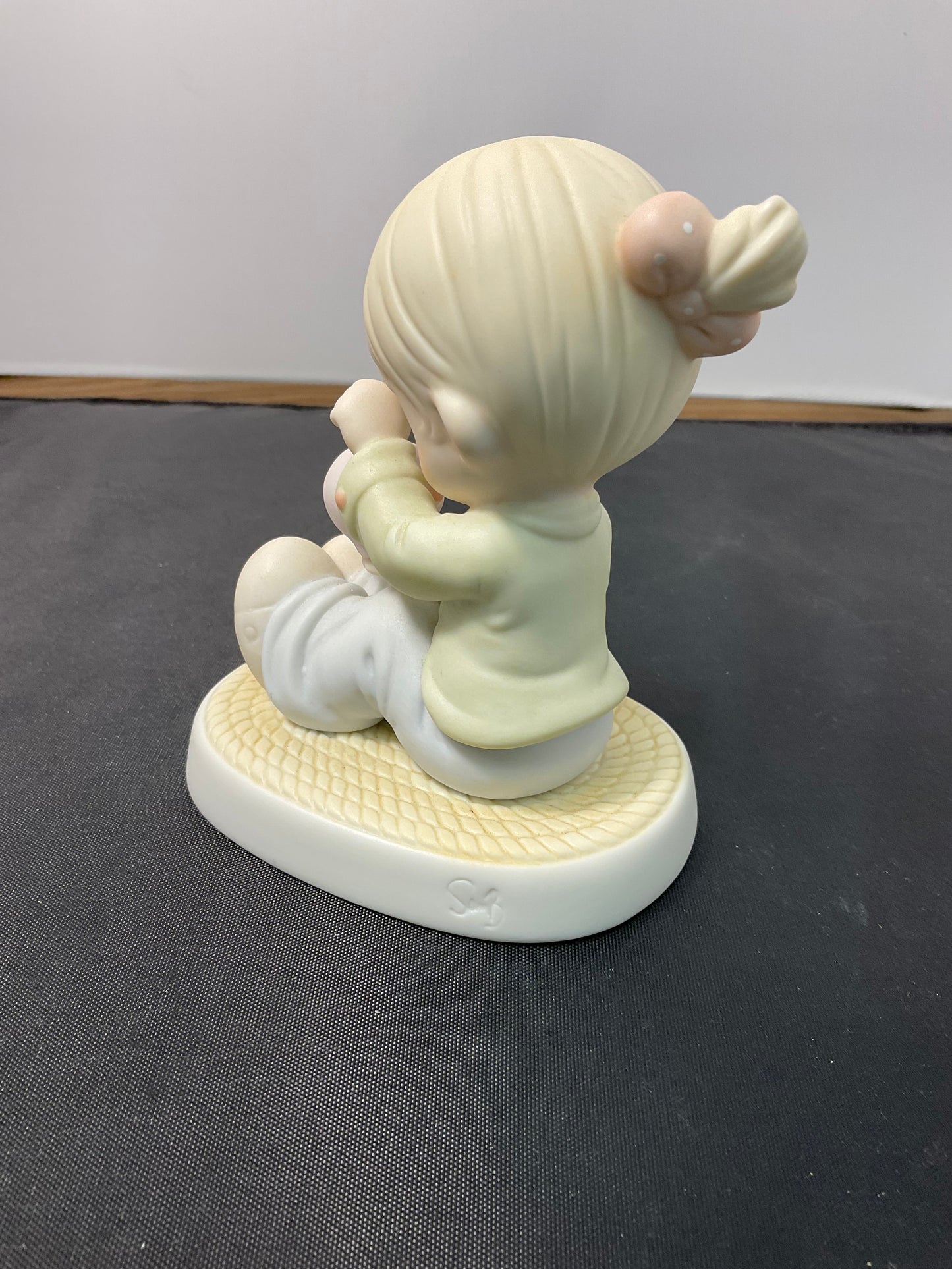 Precious Moments Special 1996 Limited Edition You Can't Run Away Always Count On Me Hand-Painted Porcelain Figurine