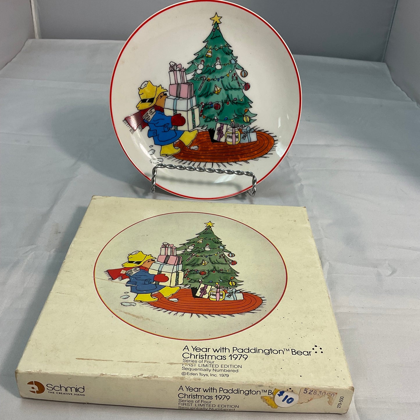 Schmid "A Year With Paddington Bear" Christmas Vintage 1979 - Limited Edition Plate With Box