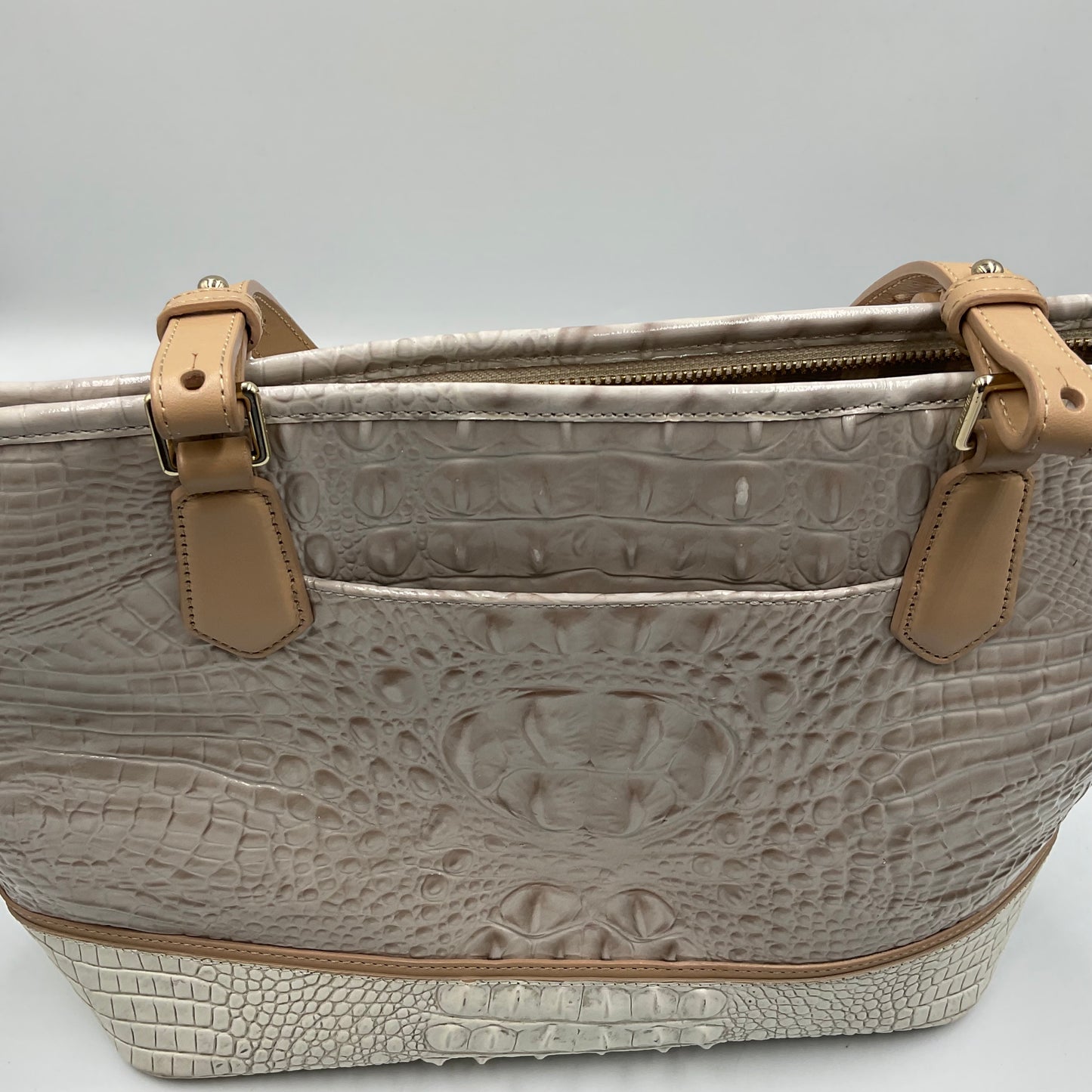 Brahmin White Handbag Distint Embossed Crocodile Texture Light Tan Straps