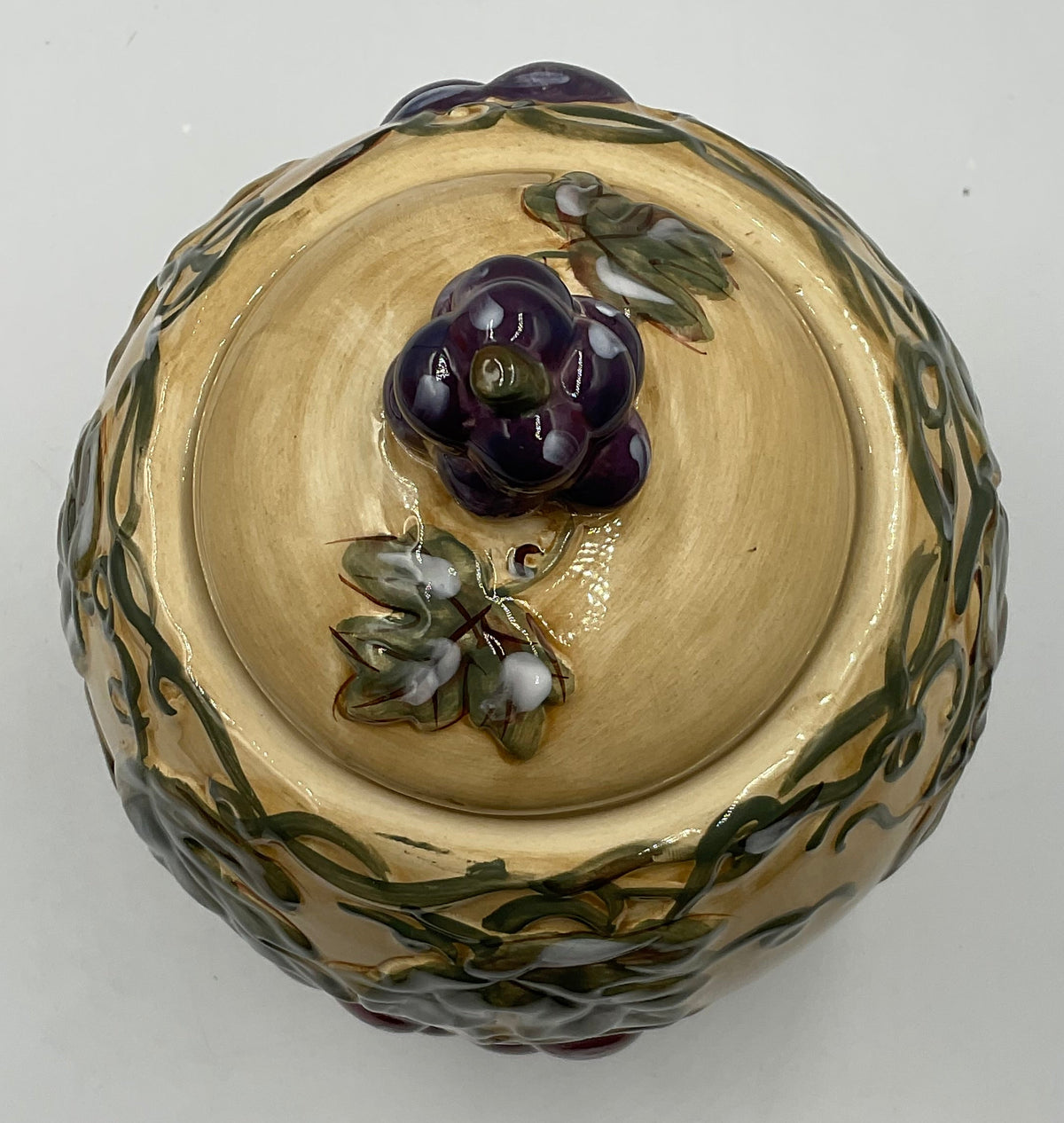 Noble Excellence Meritage Grape Vine Embossed Ceramic Cookie Jar w/ Lid