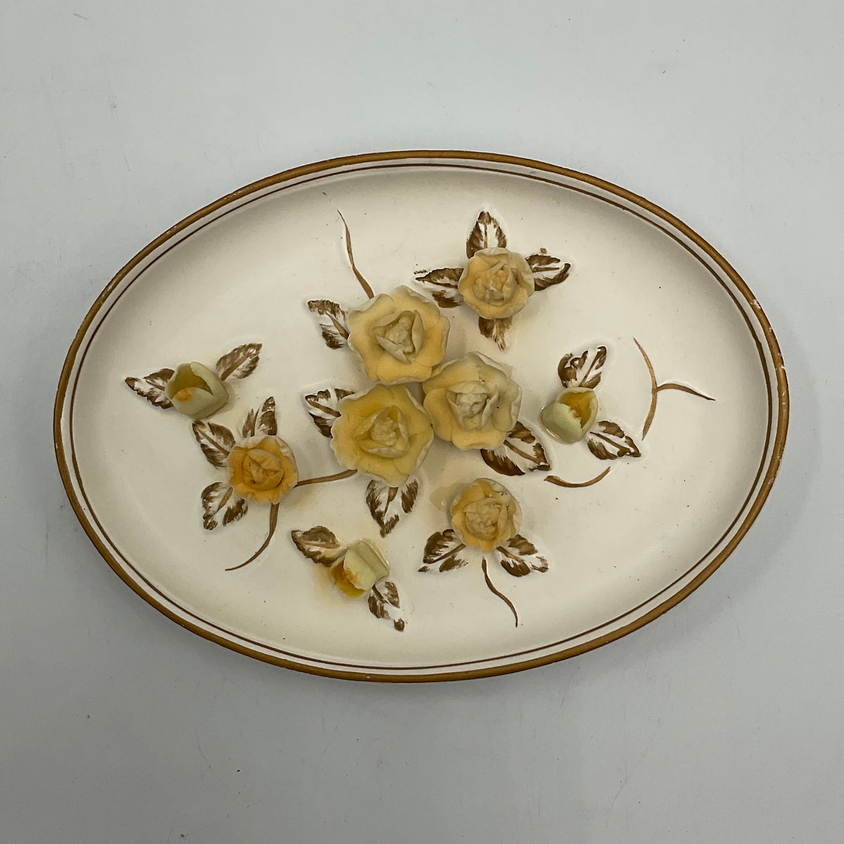 Vintage Lefton Japan Procelain Oval Wall Plaque Yellow Roses and Leaves