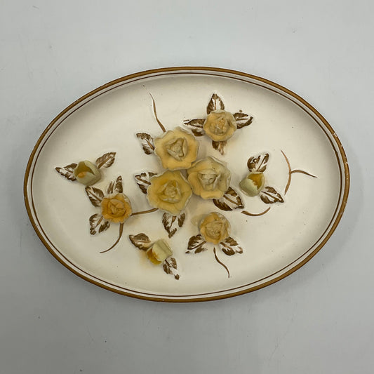 Vintage Lefton Japan Procelain Oval Wall Plaque Yellow Roses and Leaves