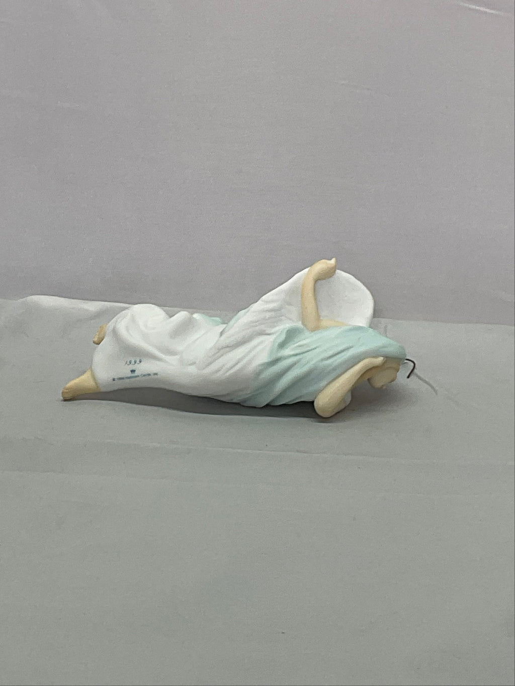 Angel of Hope Vintage 1999 Hallmark Keepsake Ornament Gold Crown Exclusive in Original Box