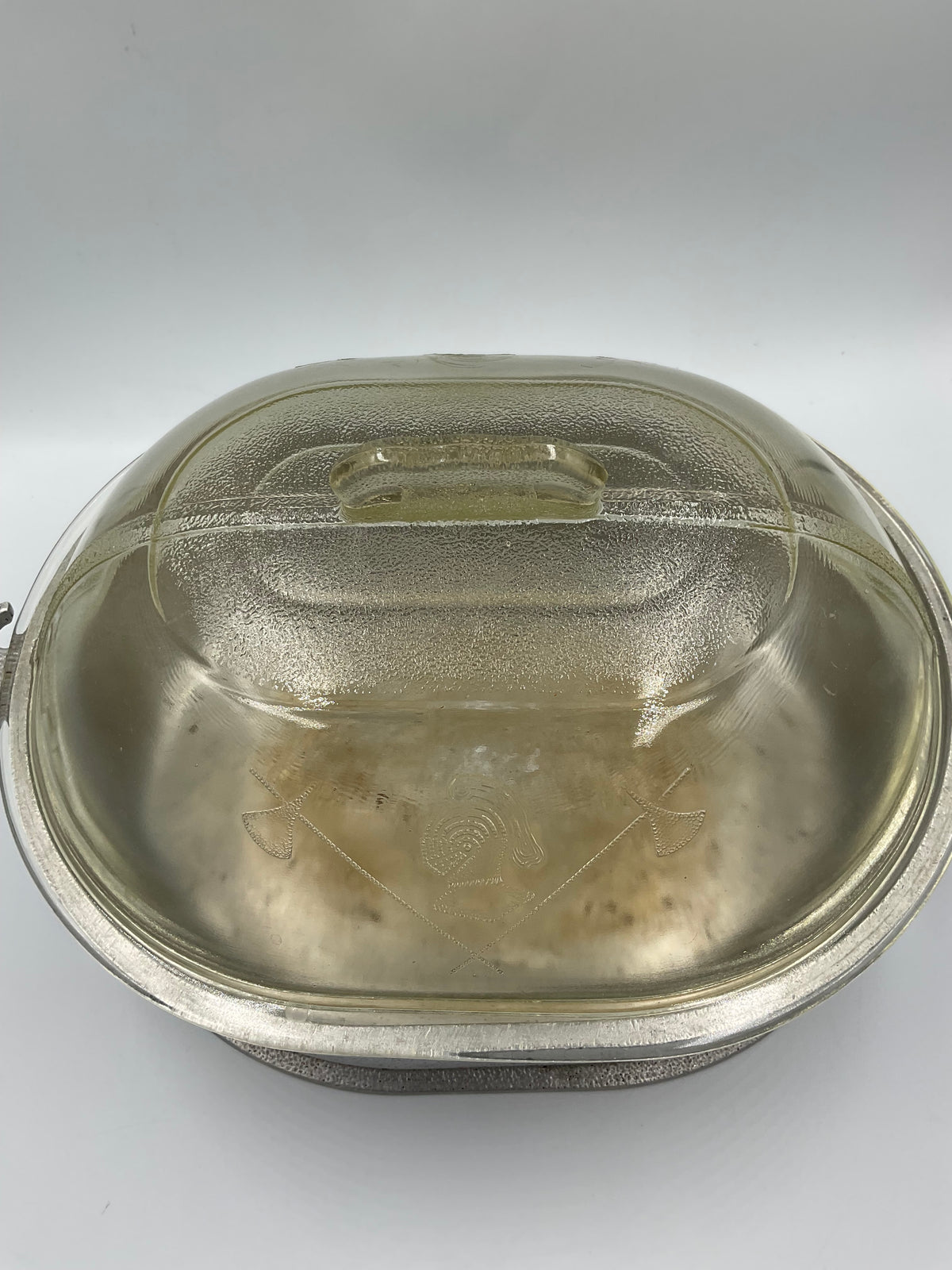 Vintage Guardian Service Hammered Oval Roaster Pan Glass Dome Lid