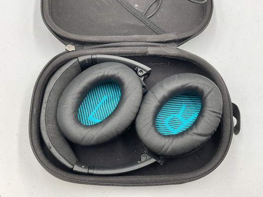 Noise Cancellation Black With Teal Fabric Earcups with Hard Case Untested