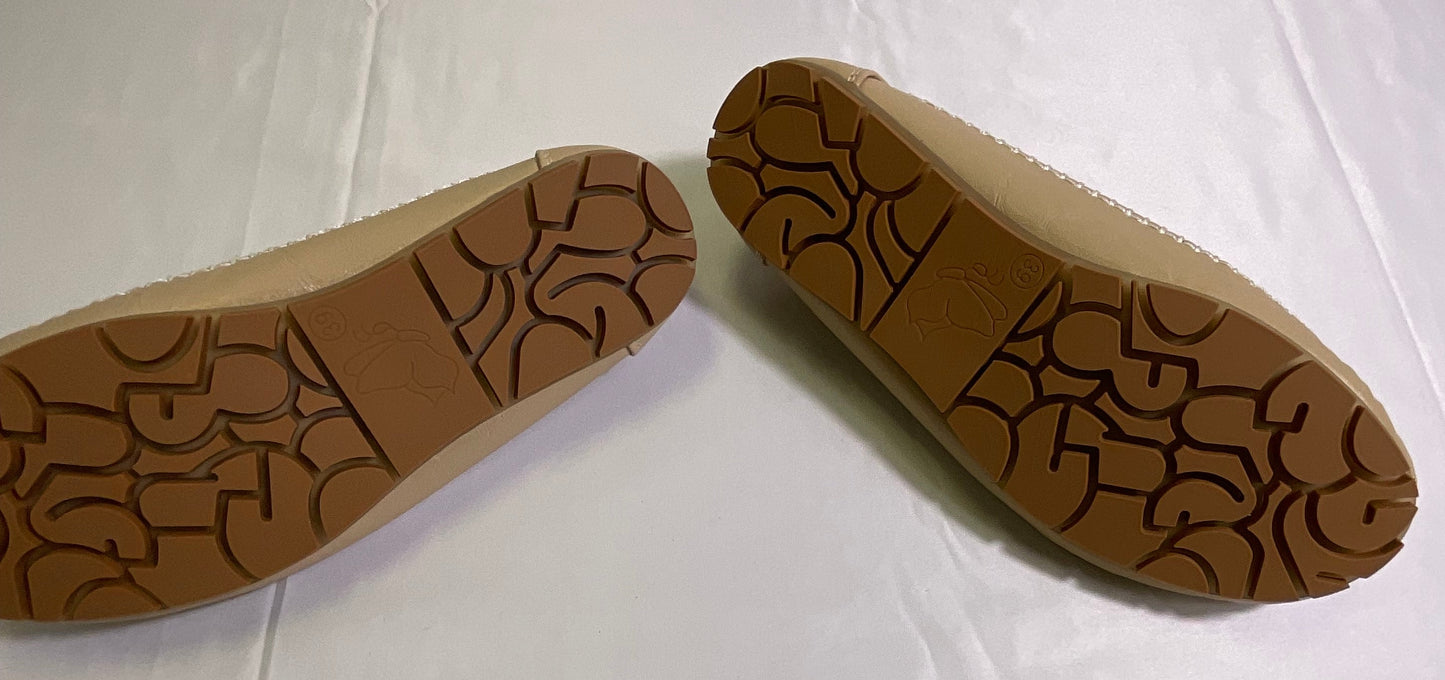 Slip on Square Toe Flat Loafers with a Breathable design in a Cool Beige Color. Size 39 EU/8 US