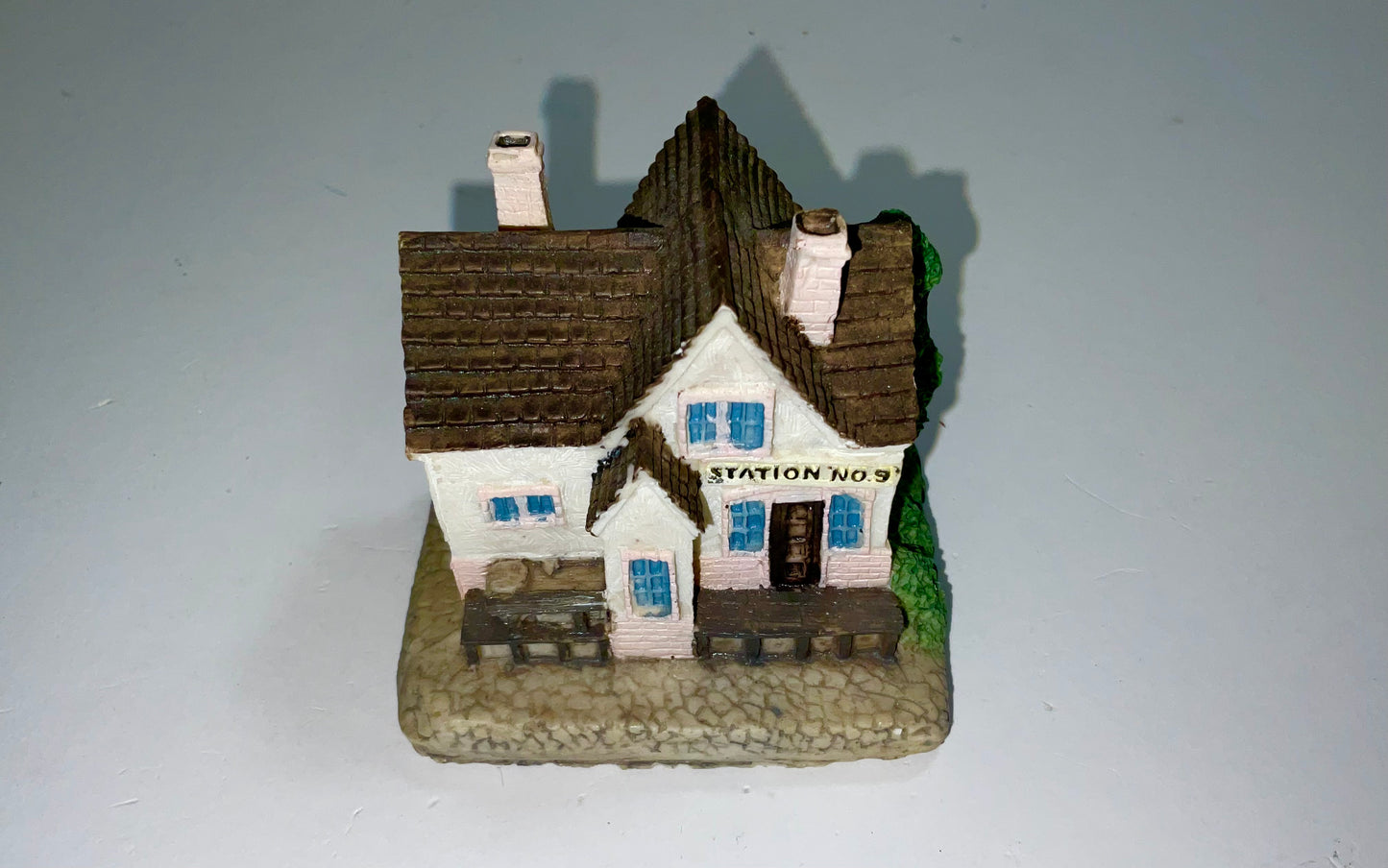 Collectible Miniature Pony Express Station No. 9