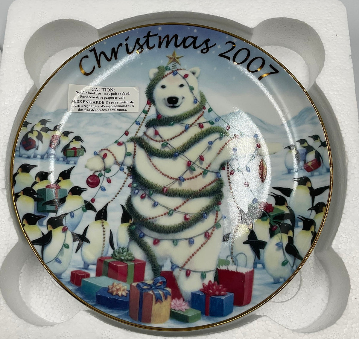 2007 Avon Collector Plate “Sharing The Holiday with Friends”