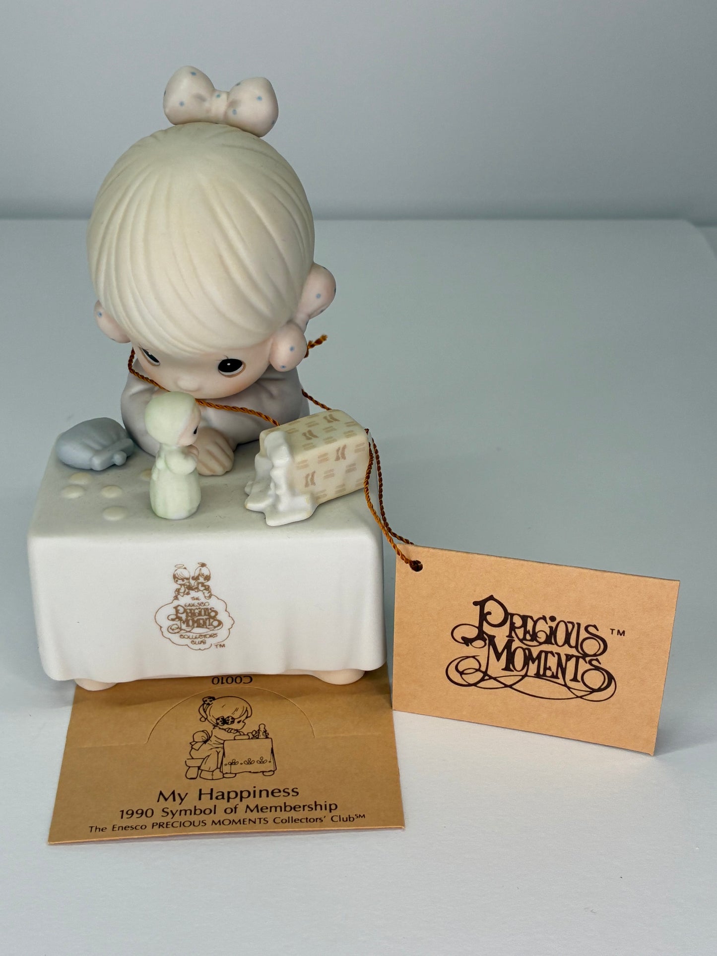 Precious Moments Vintage 1989 Symbol of Membership My Happiness Hand Painted Porcelain Collectible Figurine Original Box