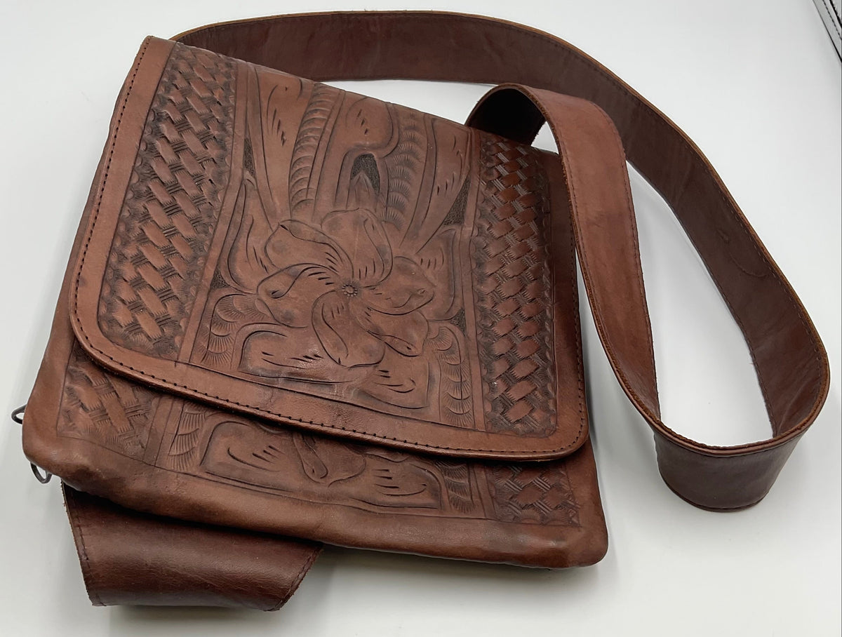 Leaders in Leather Brown Hand Tooled Leather Western Crossbody Messenger Bag