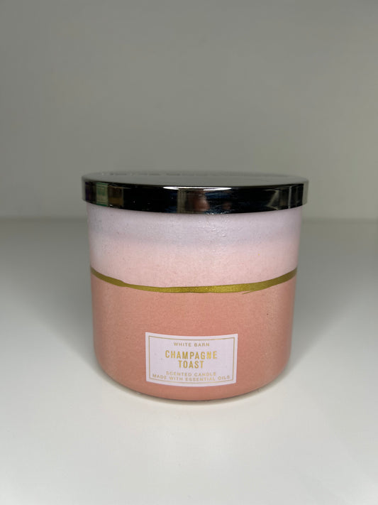 Bath & Body Works Champagne Candle