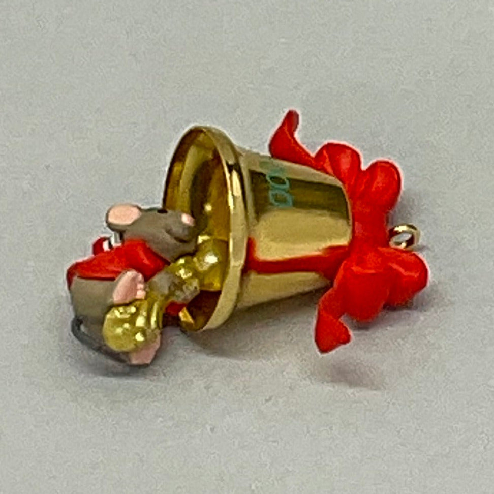 2000 Hallmark Keepsake Collectors Club Ornament "A Friend Chimes In" w/Box