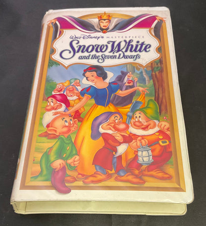 Walt Disney's Snow White and The Seven Dwarfs Masterpiece Collection VHS Tape