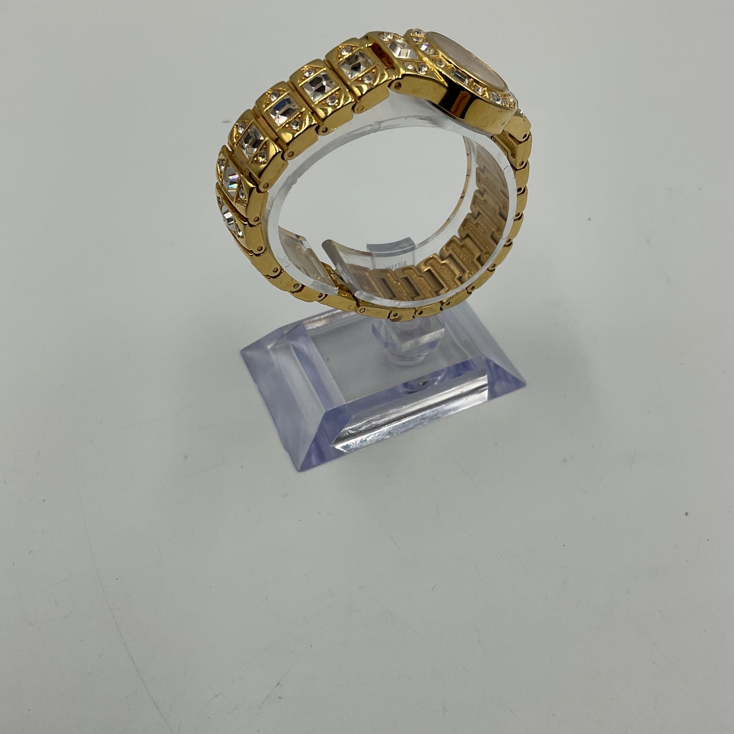 Main Line B588 Princess Cut Crystal Gold Bracelet Band White Face Watch New Battery