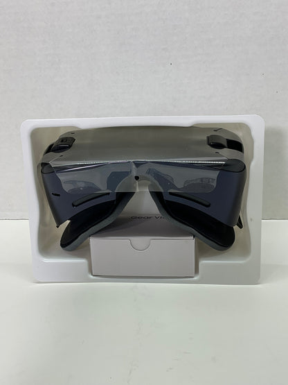Samsung Gear VR 2016-Virtual Reality Headset Black NIB