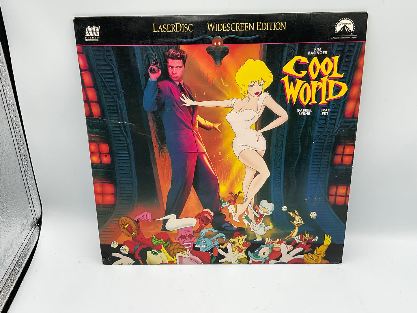 Cool World LaserDisc Widescreen 1992 Ralph Bakshi Brad Pitt Kim Basinger