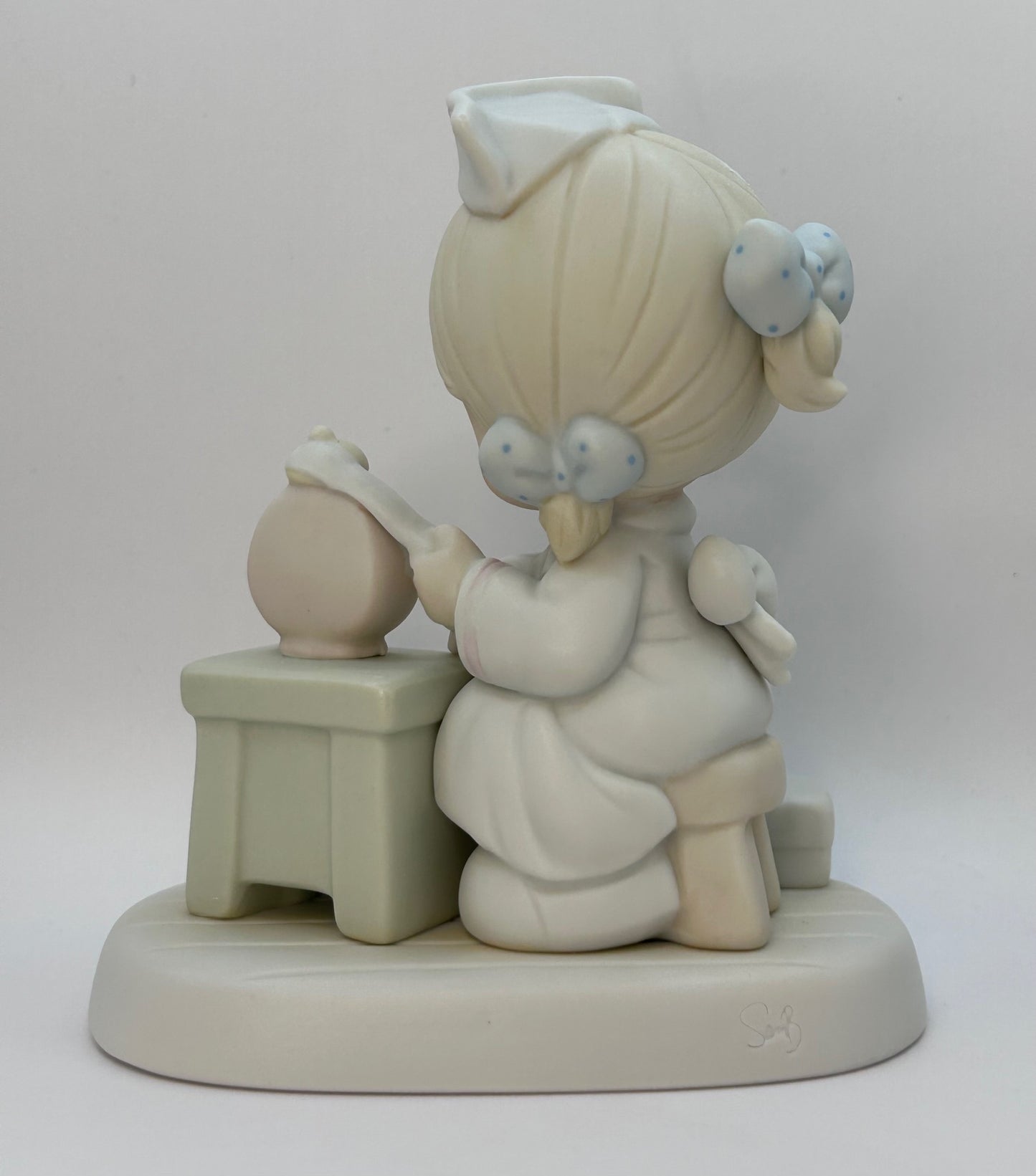 Precious Moments Time Heals Vintage 1990 Hand Painted Porcelain Figurine Original Box Mint