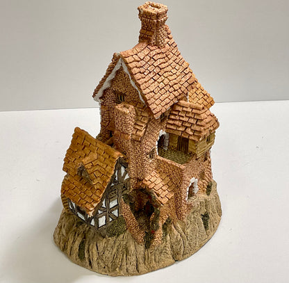 David Winter Cottage The house on Top 1982 Main Collection