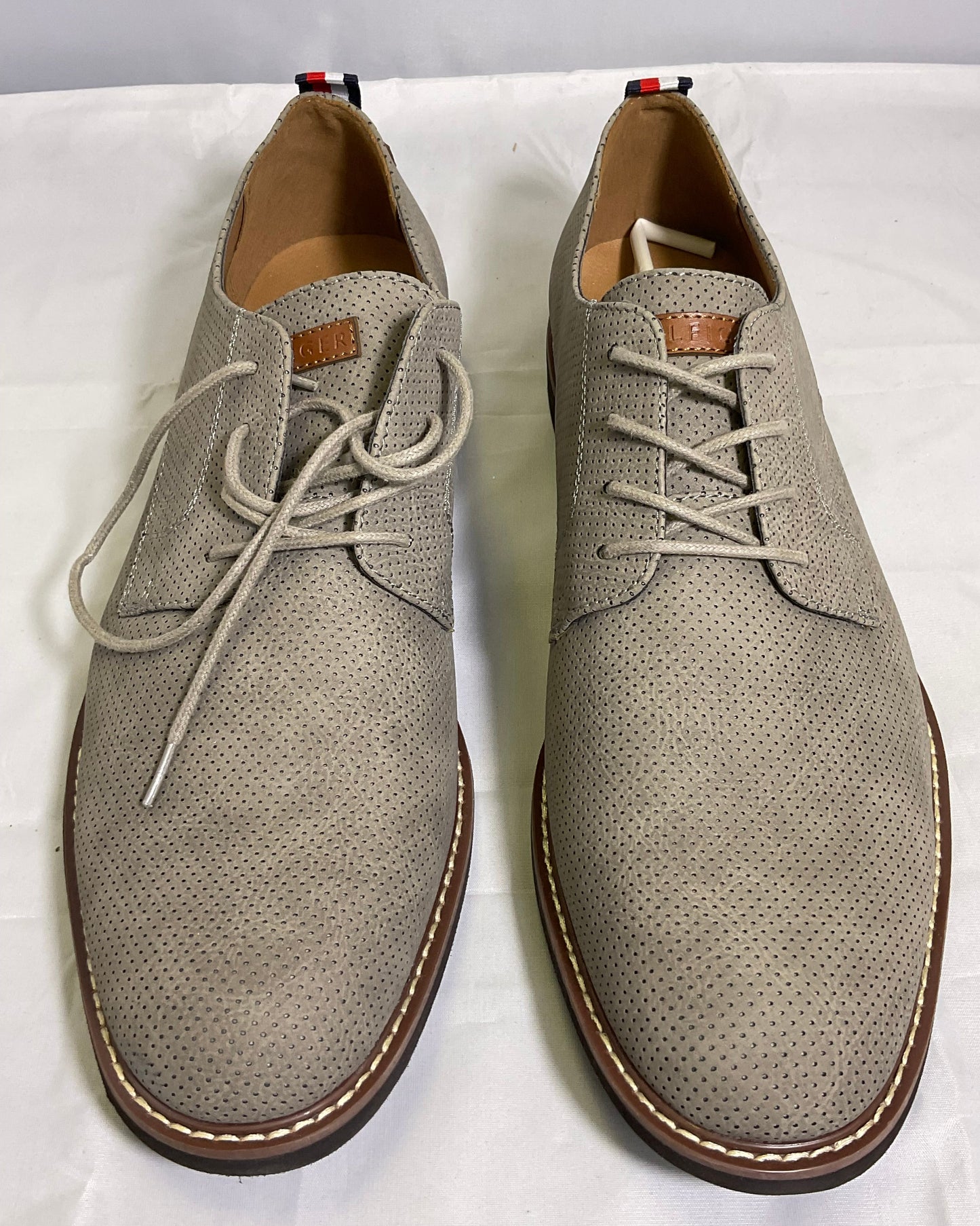 Tommy Hilfiger Light Earth Grey Leather Men's Lace Up Oxford Shoes Size 13 Original Box Style Garson 6