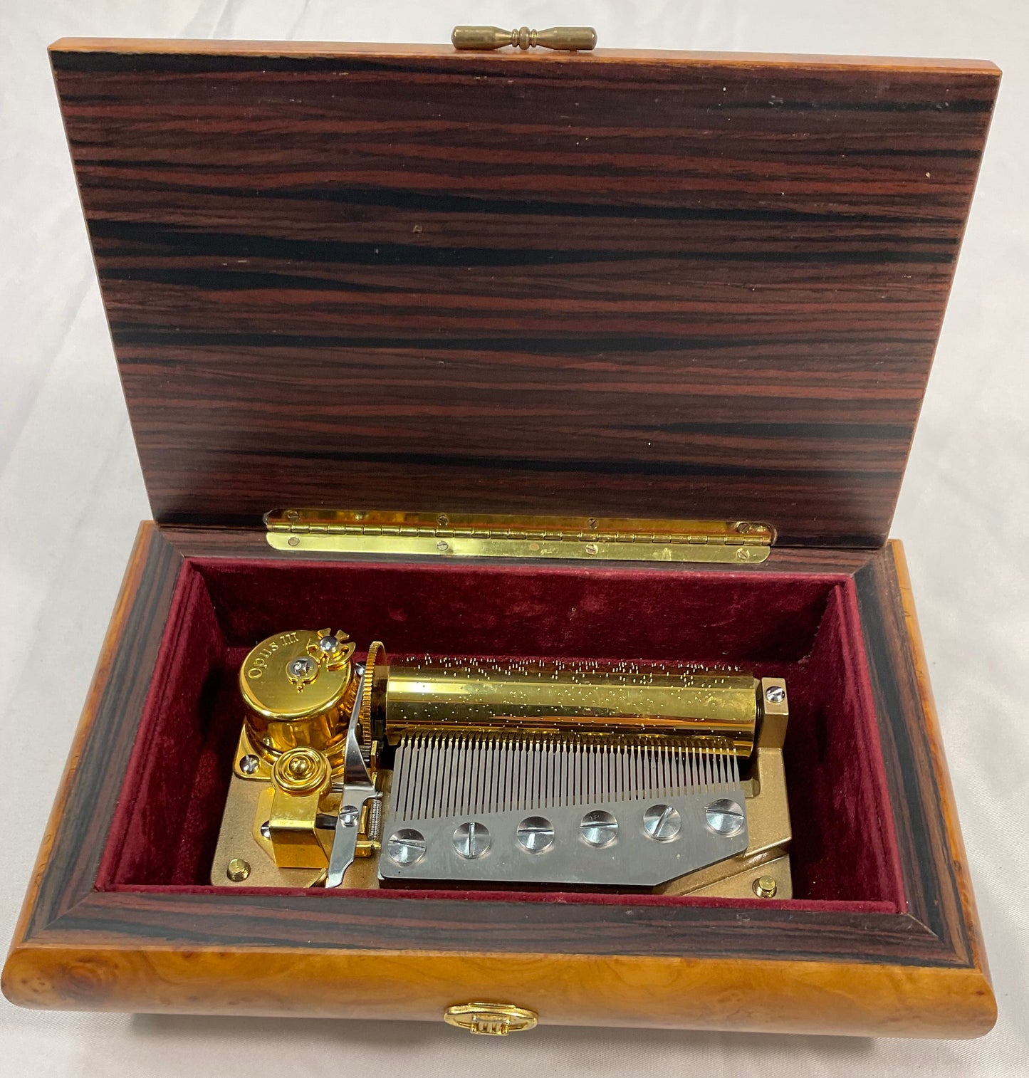 Opus III Sorrento Style 50 Note Wooden Music Box Inlay Instrument Excellent Condition