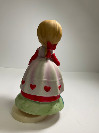 Lefton Sanyo Vintage Valentine Boy & Girl Kissing Hand Painted Ceramic Figurine