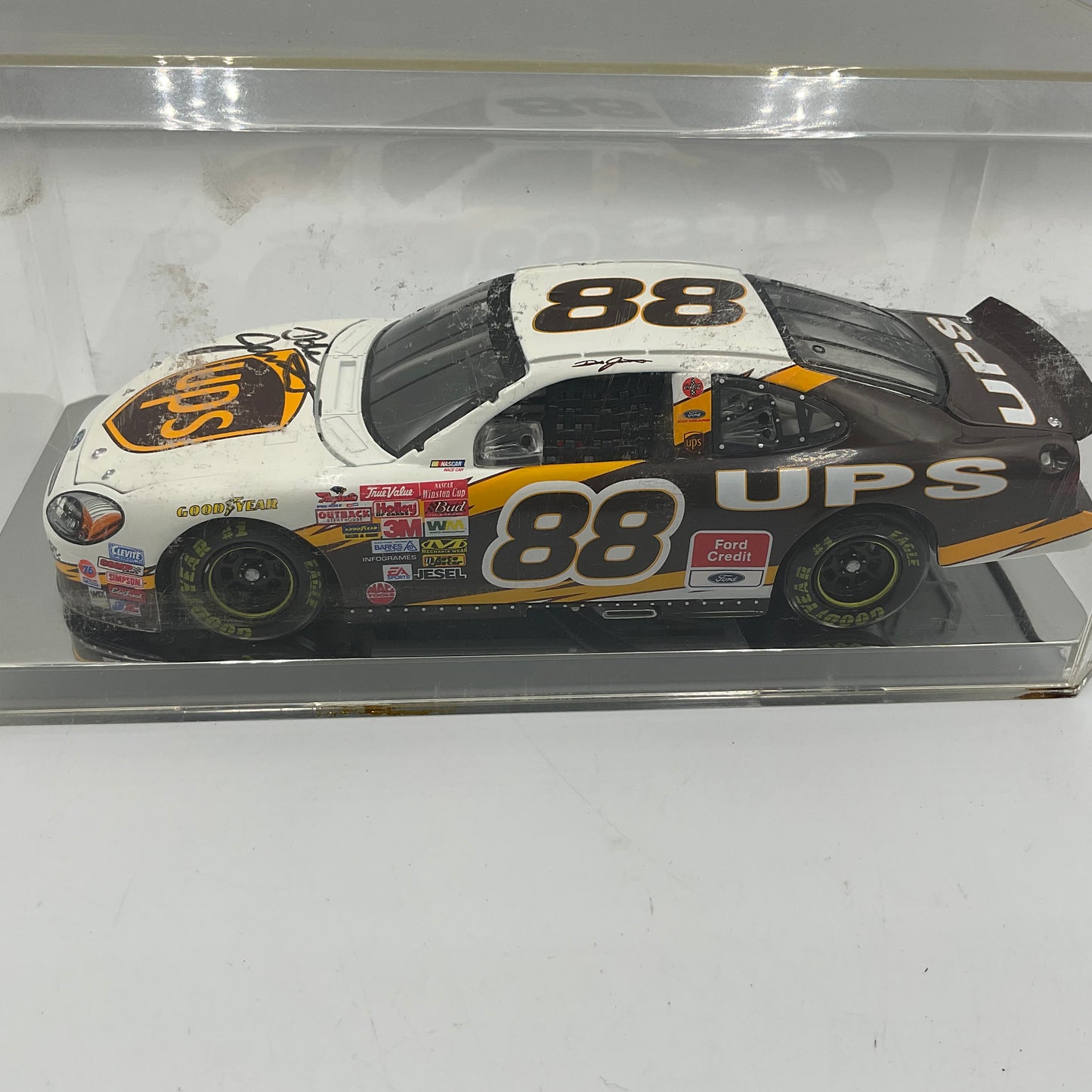 Dale Jarrett Autographed 1:24 Scale Die-Cast Replica with Photo