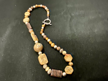 Tan Beaded Fashion Jewelry Necklace