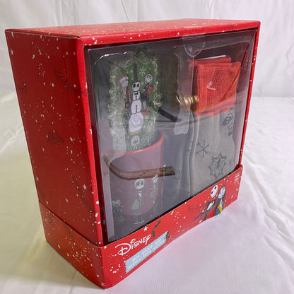 Tim Burtons The Nightmare Before Christmas Disney Holiday Gift Box Set Coffee Cup Socks Door Hanger Brand New in Original Box