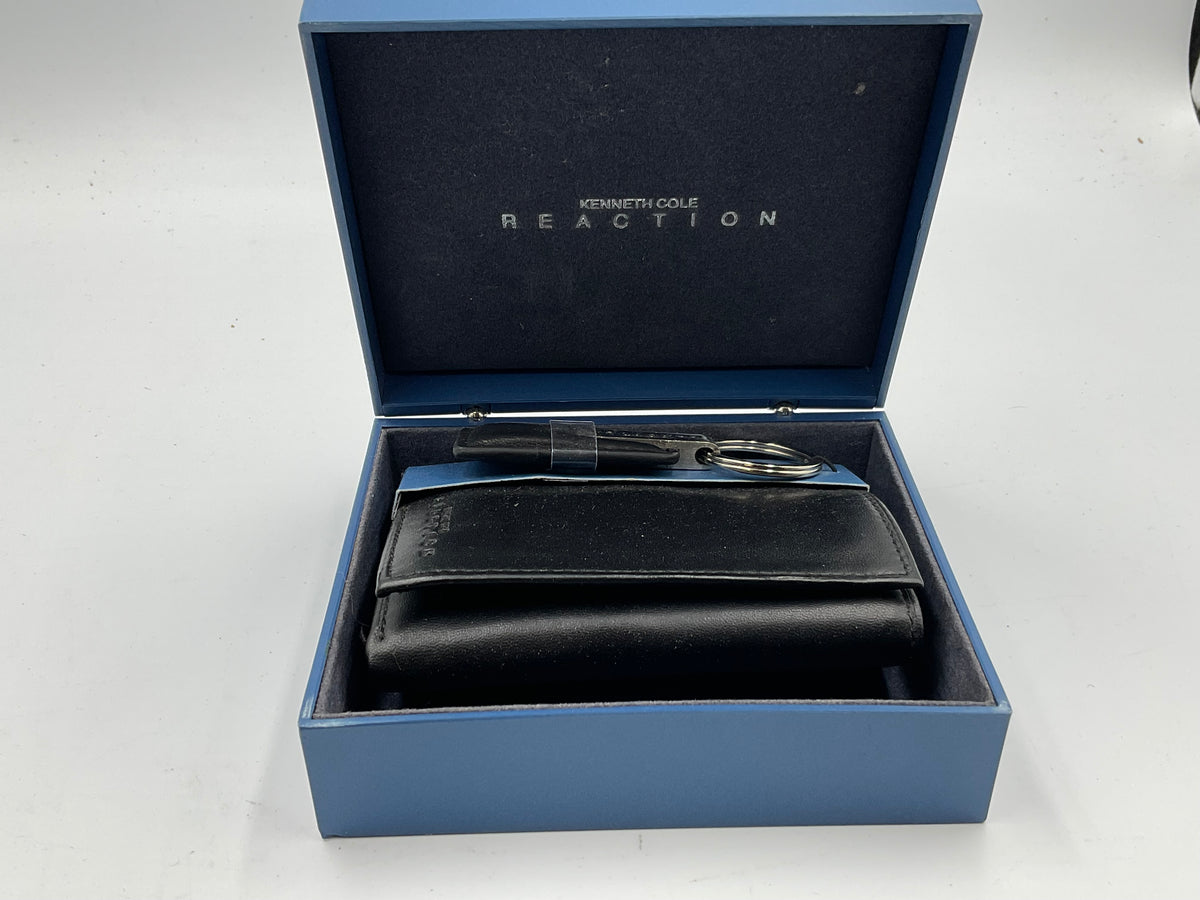 Kenneth Cole Reaction Men's Wallet & Keychain gift set