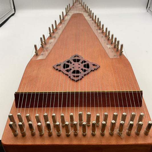 Bowed Psaltery 32 Strings with 2 Bows