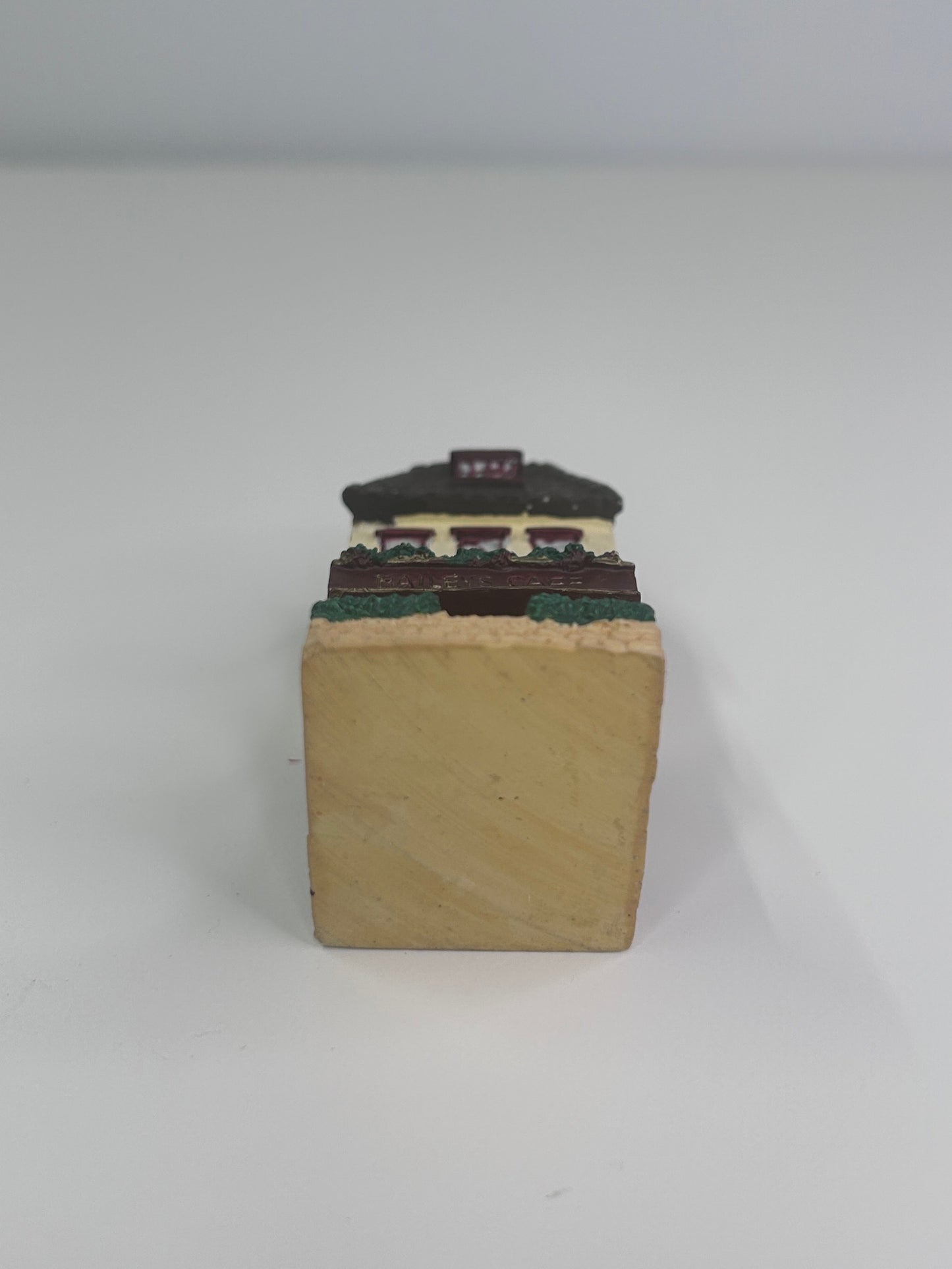 Baileys Vintage 1999 Limited Edition Continental Cafes Coffee Shop Figurine