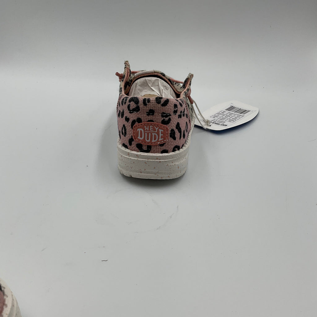 Young Girls HeyDude Slip-On’s with Tags