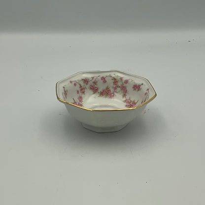 EL Schumann Arzberg Germany Bridal Rose Sugar bowl