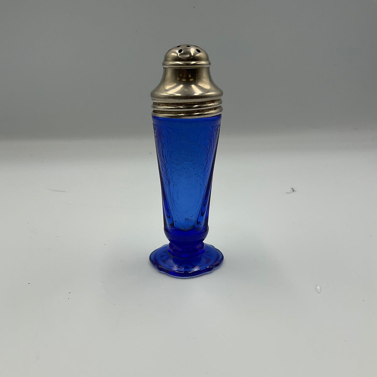 Cobalt Blue Royal Lace Shaker