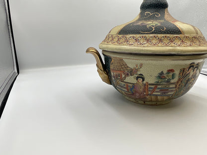vintage Japanese Satsuma style earthenware covered tureen or casserole dish
