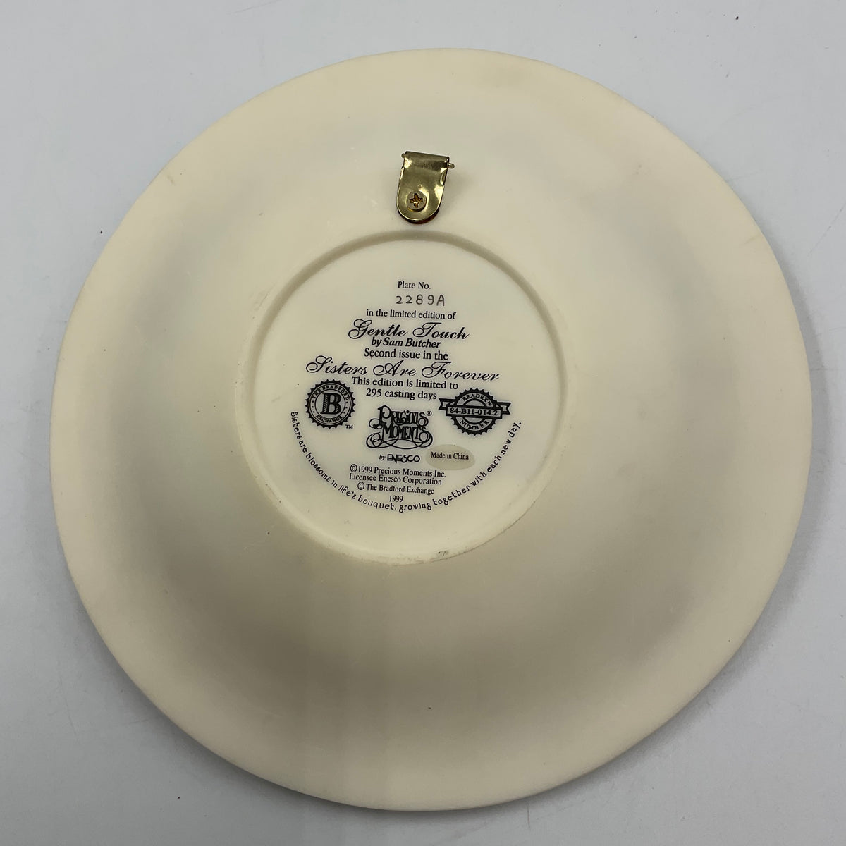 Precious Moments “Gentle Touch- Sister’s Are Forever” 3D Sculpted Collector’s Plate