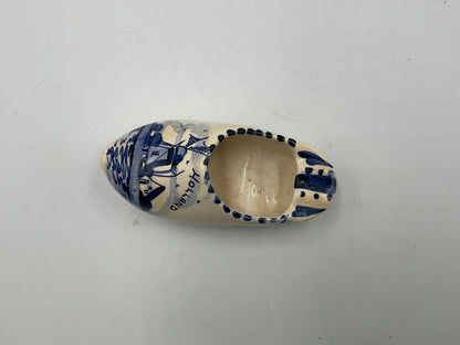 Dutch Vintage Delft Blue Hand Painted Windmill Scene Clog Ashtray