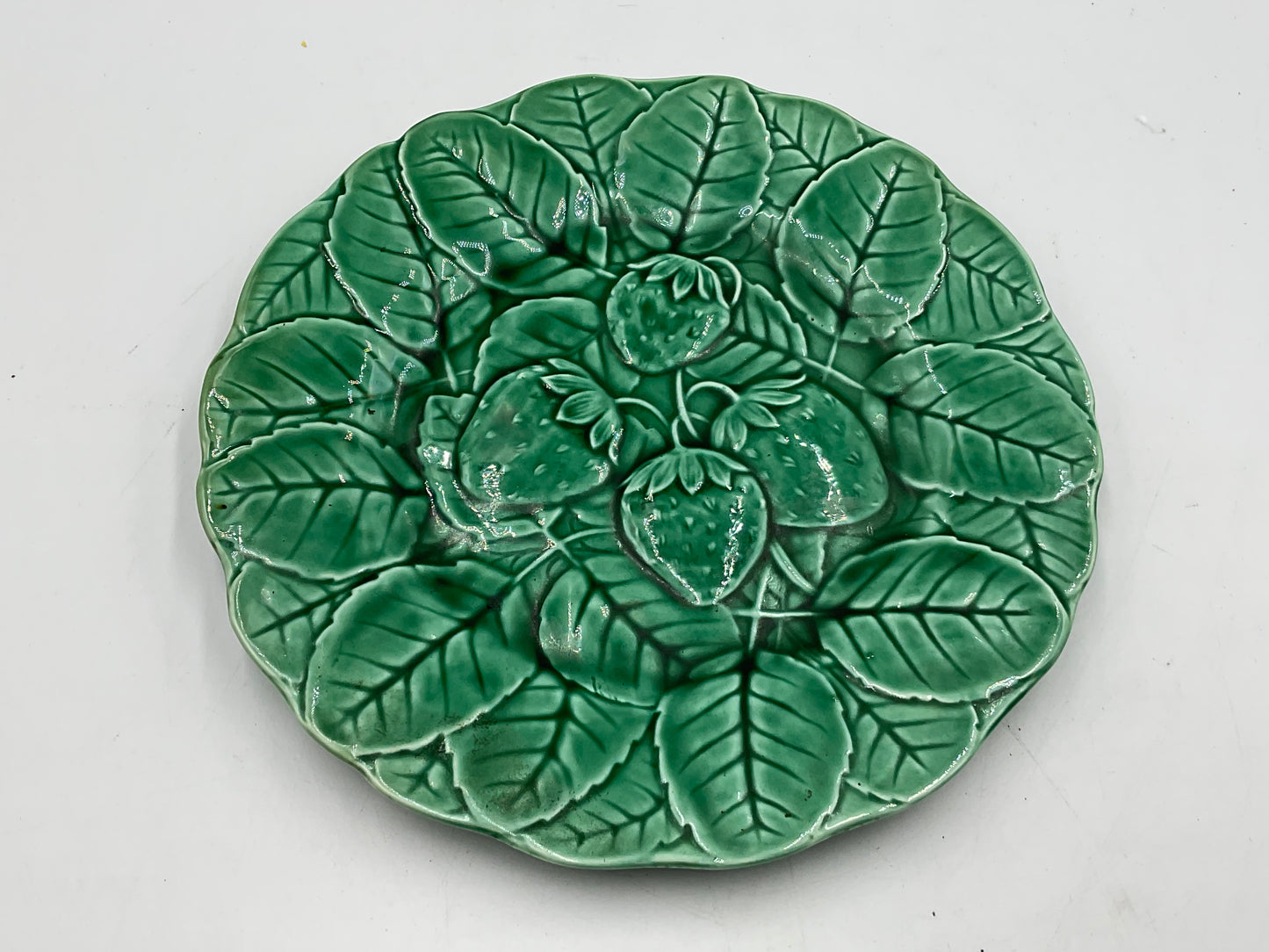 Bordallo Pinheiro Green Leaf Majolica Serving Platter
