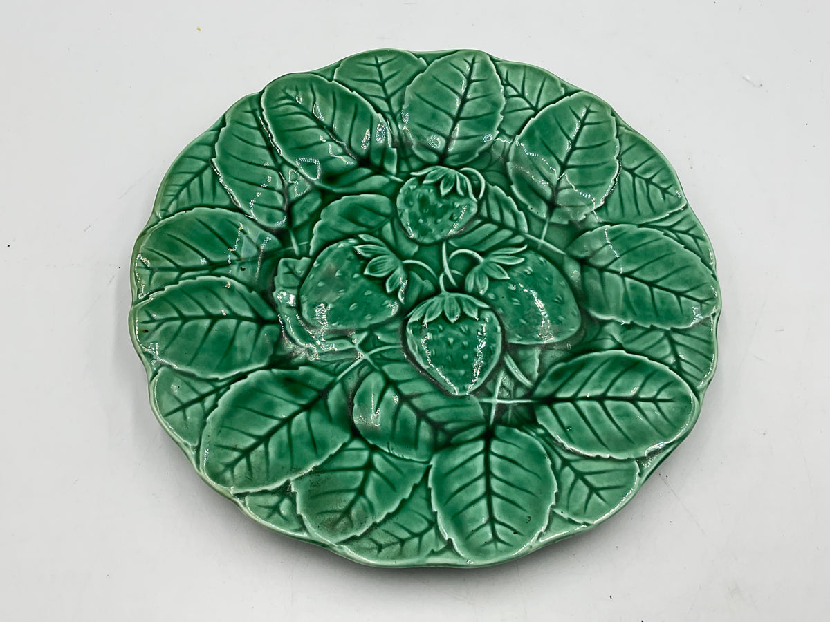 Bordallo Pinheiro Green Leaf Majolica Serving Platter